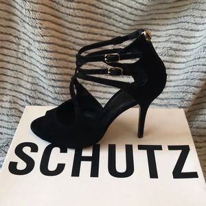 Shultz NEW spike suede heels